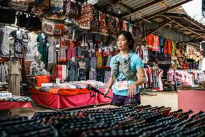 BIB: 
                            <button type="button" onclick="openModal(25558256)" class="btn btn-primary btn-sm float-right btn-popup" data-toggle="modal" data-target=".modal-high-quality">
                        <i class="fas fa-shopping-cart"></i> Add to Cart
                    </button>
                                            <button type="button" onclick="isThisMe(25558256, true)" class="btn btn-success btn-sm float-right btn-popup btn-isme hidden" data-toggle="tooltip" data-placement="bottom" title="นี่คือรูปของคุณใช่ไหม คลิกที่นี่เพื่อเอาเข้าอัลบั้ม">
                        <i class="fas fa-plus"></i> Add to album
                    </button>
                    <button type="button" onclick="isThisMe(25558256, false)" class="btn btn-warning btn-sm float-right btn-popup btn-isnotme hidden">
                        <i class="fas fa-ban"></i> Remove from album
                    </button>